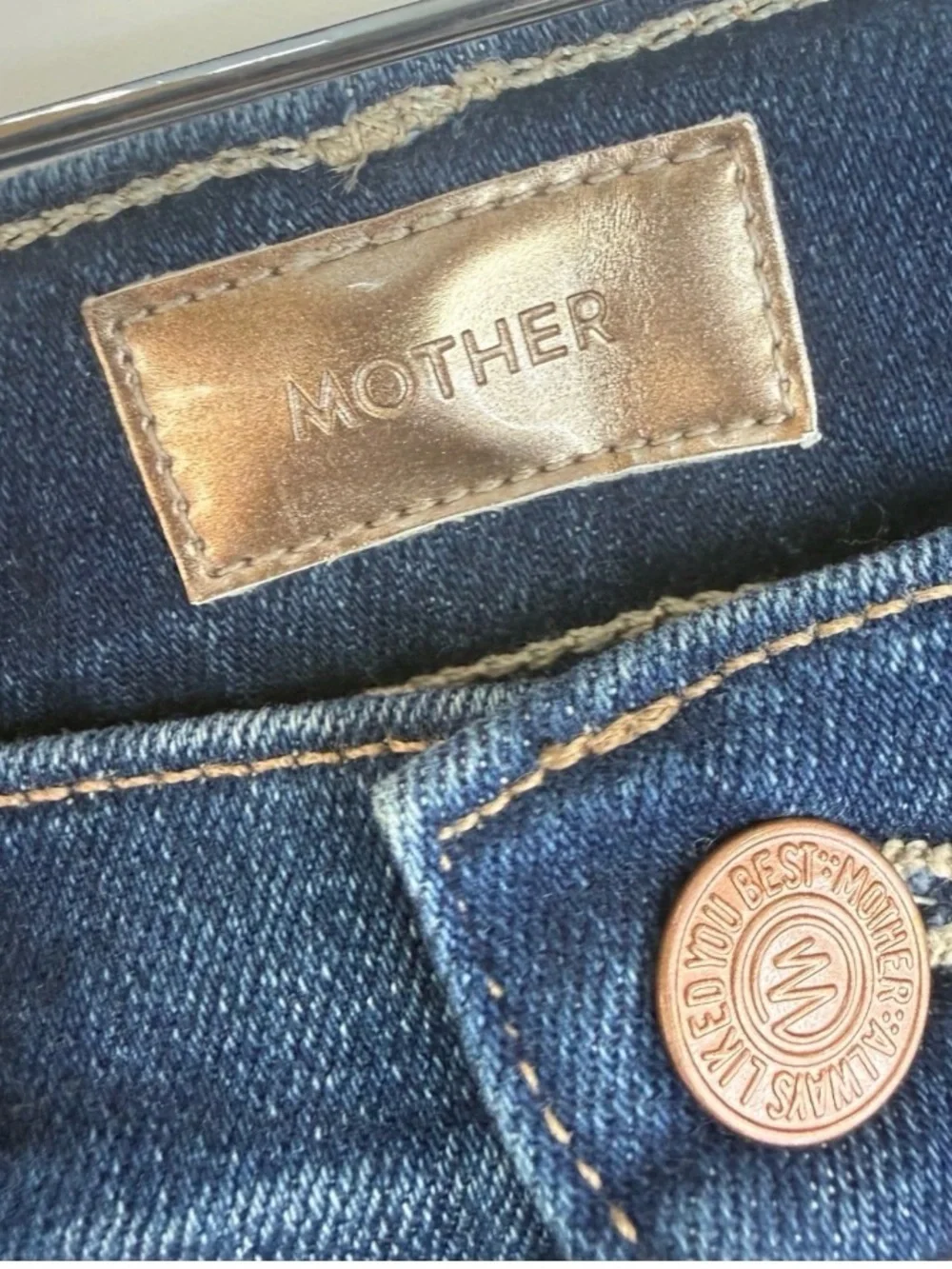 MOTHER The Weekender Fray Jeans Womens 28 Blue Dark Wash Flare Denim Jeans